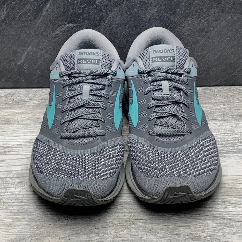 Brooks women revel
